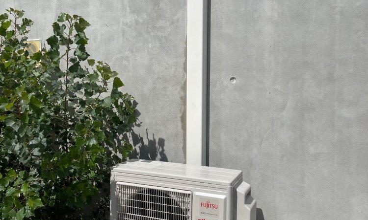 Installation d'une climatisation réversible Atlantic Fujitsu à Voiron